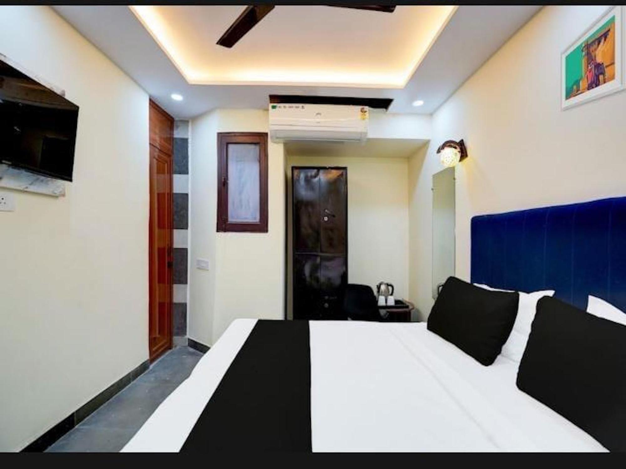 Hotel City Palace New Delhi Exteriör bild